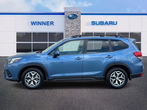 Used 2023 Subaru Forester Premium AWD/4WD image 2