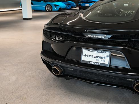 Used 2022 McLaren GT RWD image 13