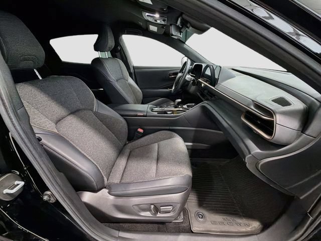 Certified 2024 Toyota Crown AWD/4WD image 21