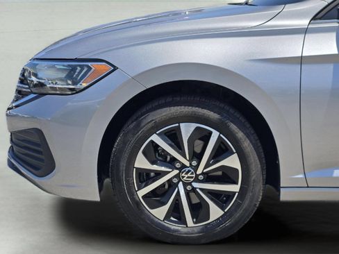 Used 2022 Volkswagen Jetta S FWD image 9