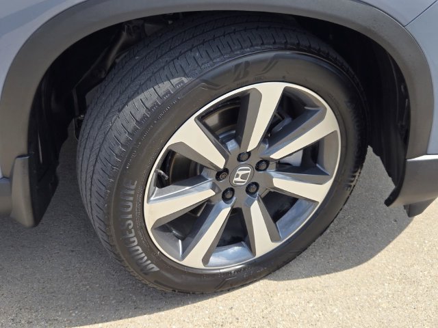 Used 2025 Honda Pilot Elite image 6