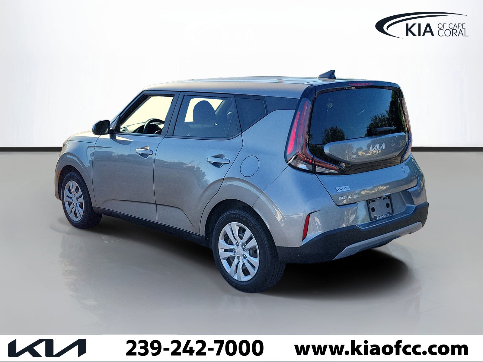 Certified 2024 Kia Soul LX FWD image 4