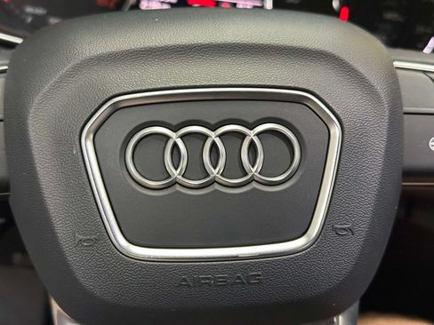 Used 2023 Audi Q5 2.0T Premium w/ Convenience Package AWD/4WD image 29