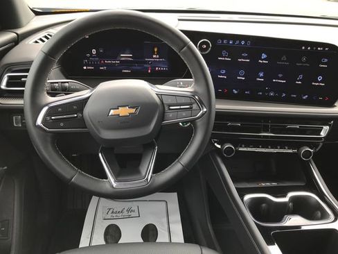 Certified 2026 Chevrolet Traverse LT AWD/4WD image 7