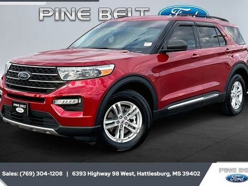 Used 2022 Ford Explorer XLT w/ Equipment Group 202A image 10