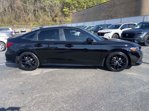 Certified 2024 Honda Civic Sport image 2