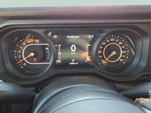 Used 2024 Jeep Wrangler Willys image 18