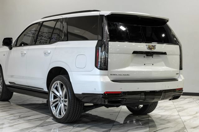 Used 2025 Cadillac Escalade Sport Platinum AWD/4WD image 13
