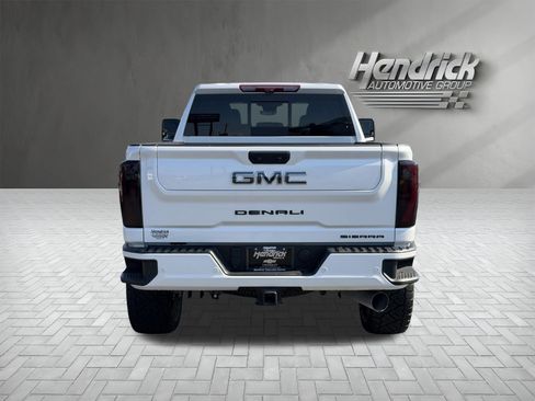 Used 2025 GMC Sierra 2500 Denali Ultimate AWD/4WD image 9