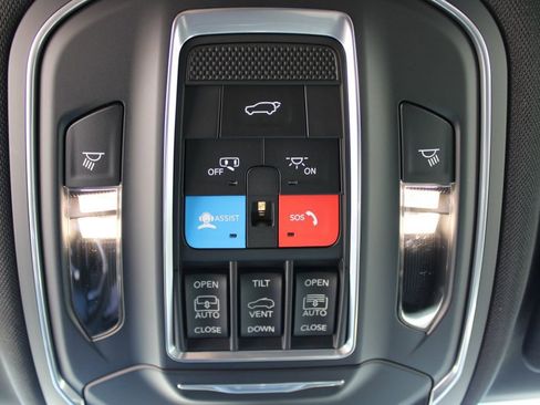 New 2026 Jeep Grand Cherokee L Limited AWD/4WD image 23