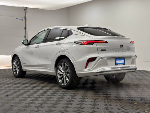 New 2026 Buick Envista Avenir image 11