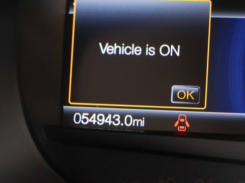 Used 2021 Ford Edge SEL w/ Convenience Package FWD image 16
