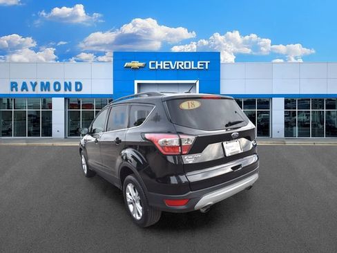 Used 2018 Ford Escape SE AWD/4WD image 5