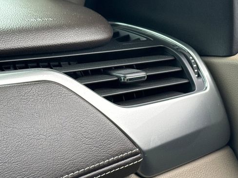 Used 2020 Chevrolet Suburban Premier w/ Max Trailering Package image 29