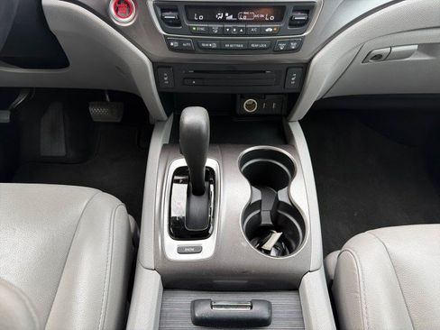 Used 2016 Honda Pilot EX-L image 16