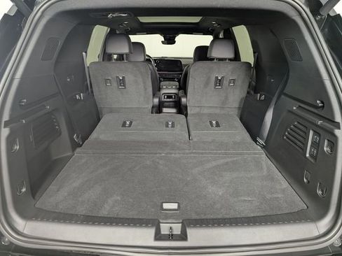 Used 2025 Chevrolet Traverse RS w/ LPO, Floor Liner Package AWD/4WD image 25