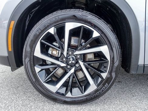 Used 2022 Mitsubishi Outlander SE image 20