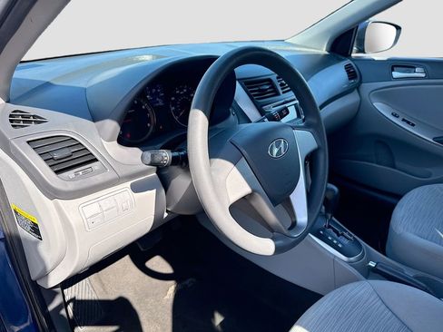 Used 2017 Hyundai Accent SE FWD image 5