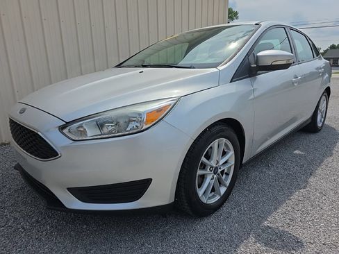 Used 2016 Ford Focus SE FWD image 13