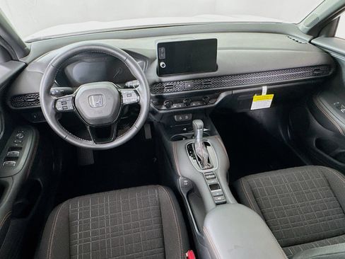 Certified 2026 Honda HR-V Sport image 19