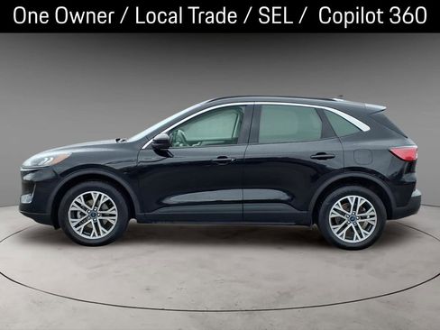 Used 2022 Ford Escape SEL image 2