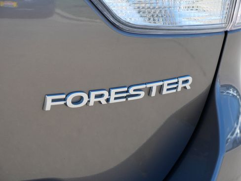 Used 2024 Subaru Forester Premium AWD/4WD image 8