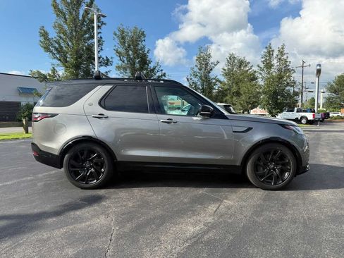 Used 2024 Land Rover Discovery Metropolitan Edition AWD/4WD image 5