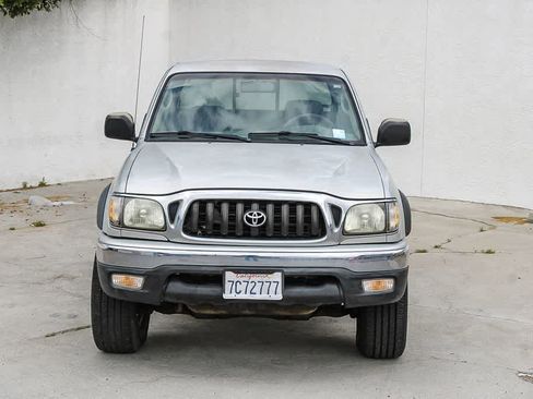 Used 2003 Toyota Tacoma PreRunner image 2