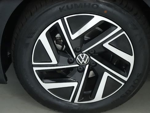 Certified 2024 Volkswagen Jetta SEL FWD image 37