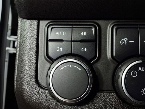 Used 2021 Chevrolet Tahoe LT w/ LT Signature Package image 15