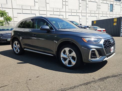 Used 2023 Audi Q5 2.0T Premium Plus w/ Premium Plus Package image 4