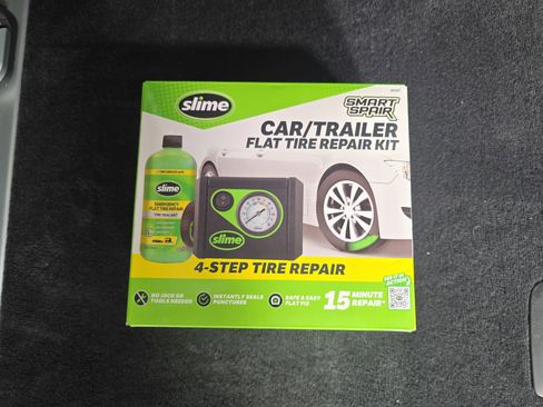 Used 2025 Rivian R1S Adventure image 34