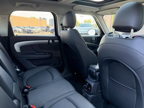 Used 2023 MINI Cooper Countryman SE w/ Storage Package image 35