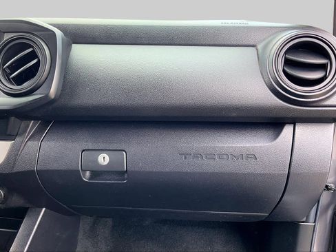 Used 2021 Toyota Tacoma SR w/ SR Convenience Package RWD image 18