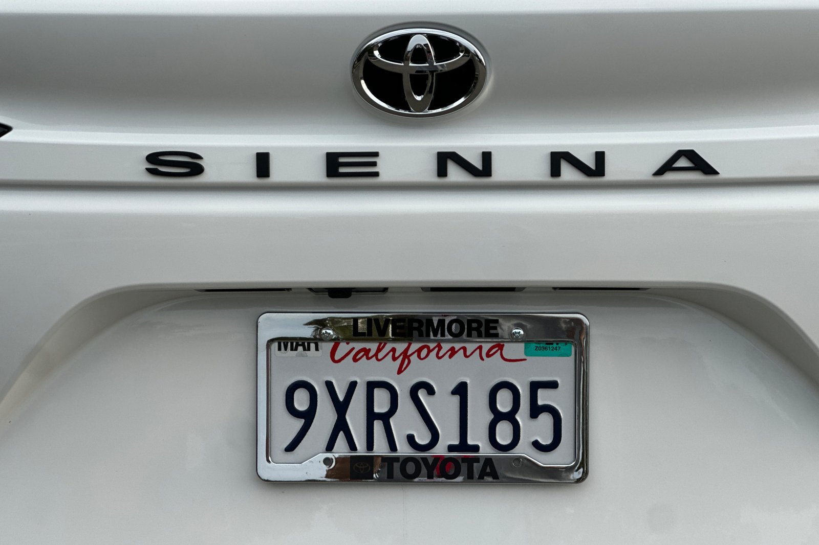 Certified 2026 Toyota Sienna LE FWD image 48
