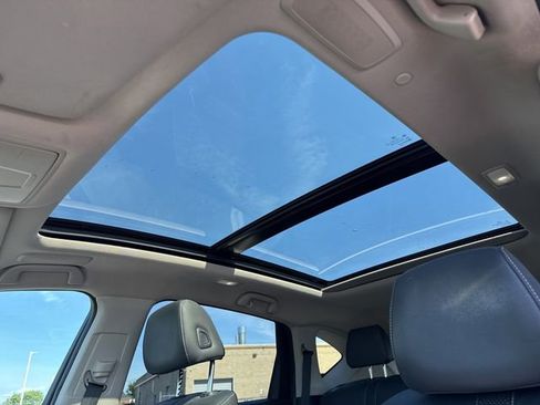 Used 2019 Acura RDX AWD w/ Advance Package image 17