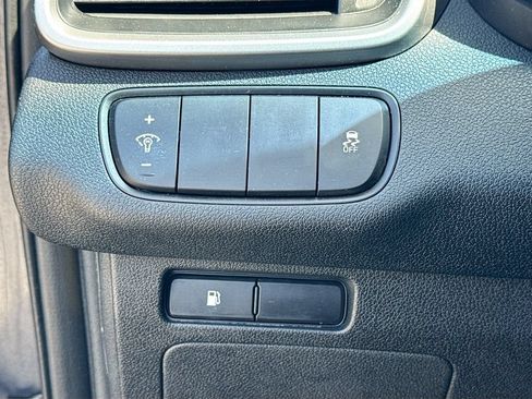Used 2017 Kia Sorento AWD image 10
