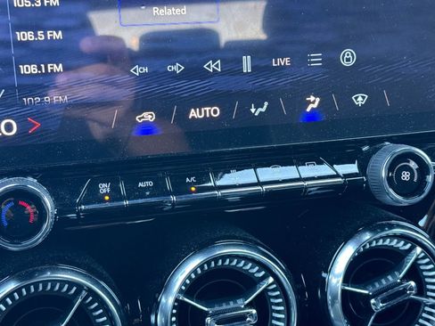 Used 2026 Chevrolet Blazer EV LT image 32