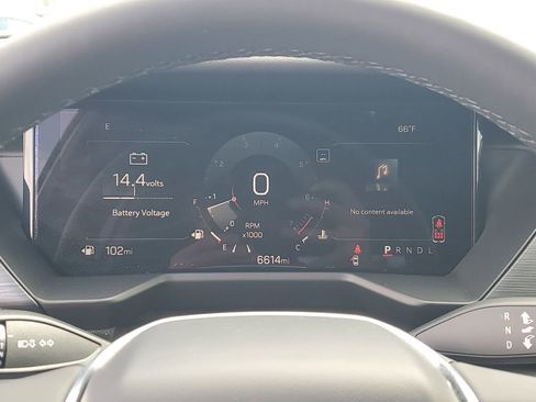 Used 2025 GMC Acadia Elevation image 27