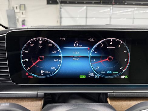 Used 2022 Mercedes-Benz GLS 450 4MATIC image 13