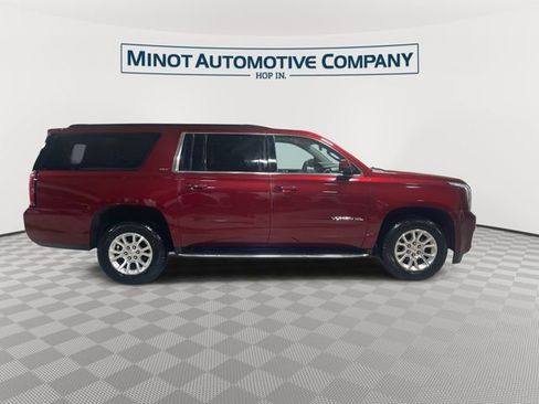 Used 2019 GMC Yukon XL SLT w/ Open Road Package AWD/4WD image 9
