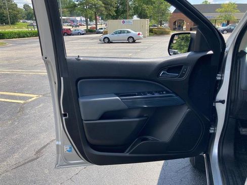 Used 2016 Chevrolet Colorado Z71 image 3