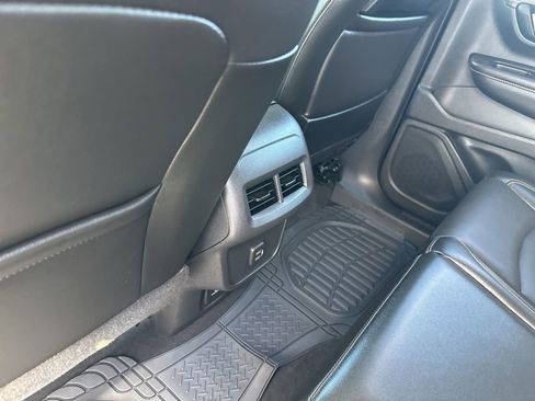 Used 2020 GMC Terrain SLT image 27