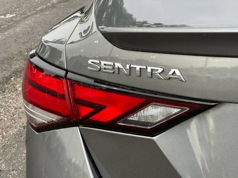 Used 2021 Nissan Sentra SV w/ Trunk Package FWD image 12