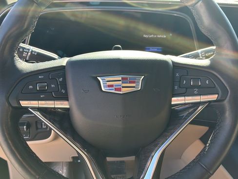 Used 2022 Cadillac Escalade Premium Luxury w/ Performance Package image 12