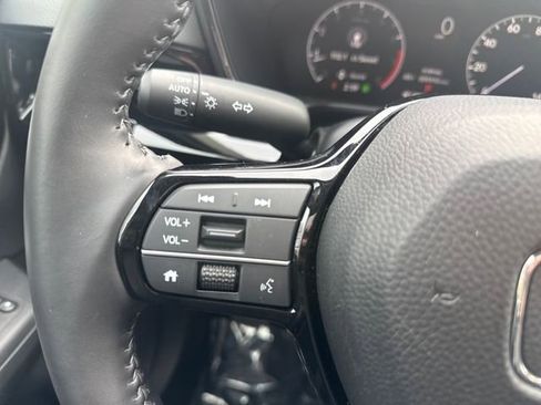 Used 2025 Honda CR-V EX-L image 13