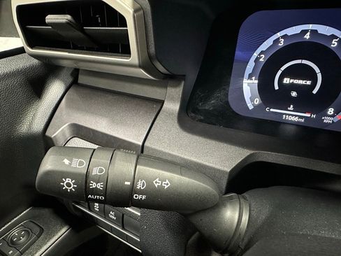 Used 2025 Toyota 4Runner TRD Off-Road image 21