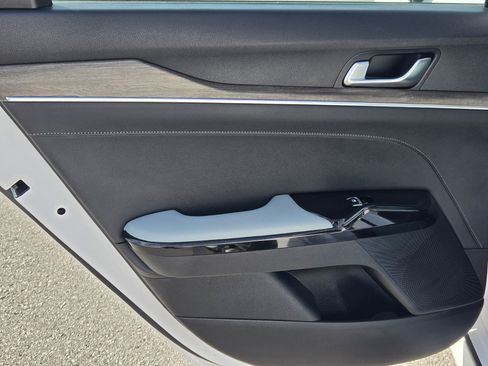 Used 2022 Kia K5 EX image 34