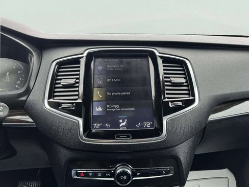 Used 2018 Volvo XC90 T6 Momentum w/ Convenience Package AWD/4WD image 29