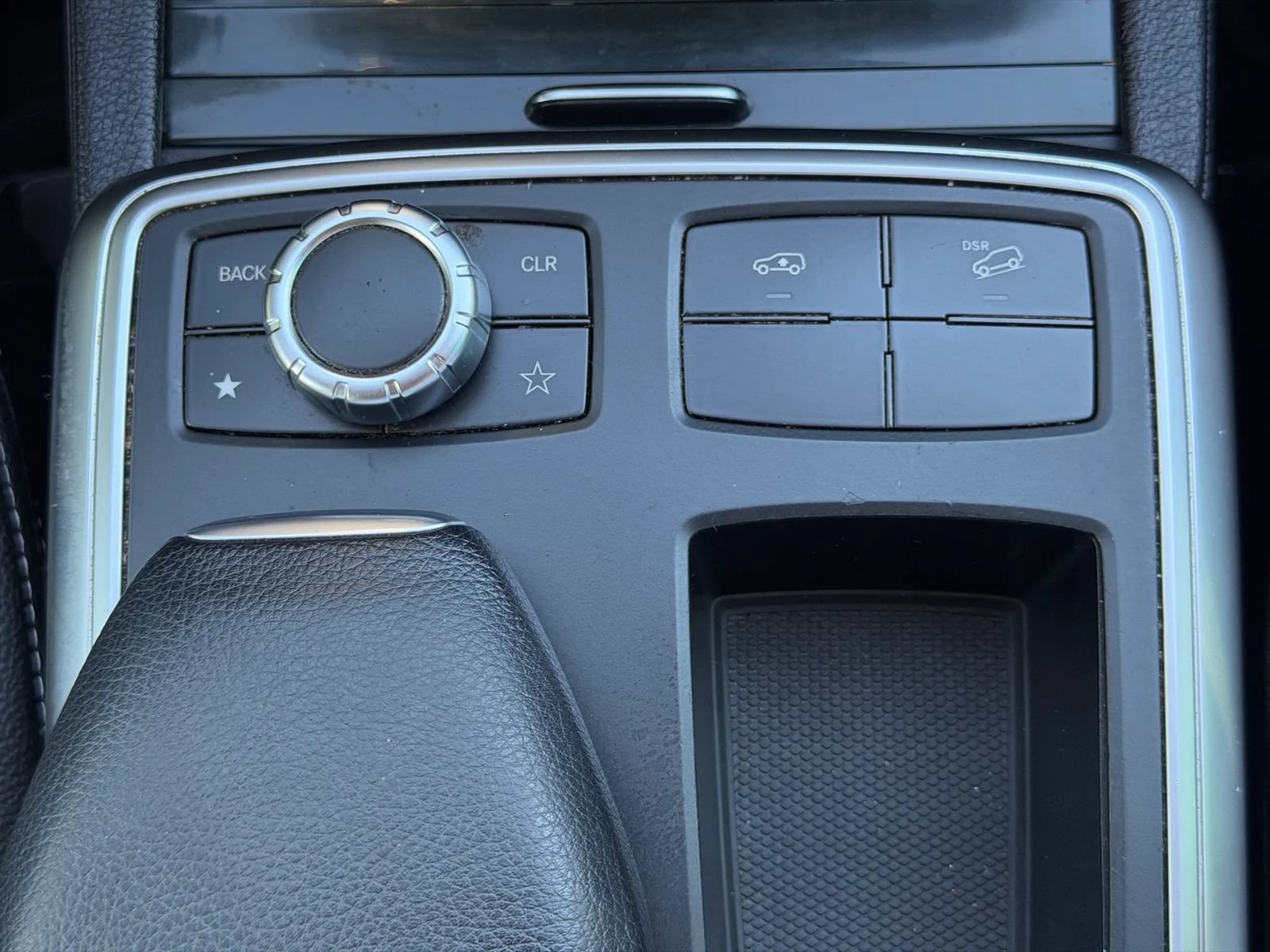 Used 2015 Mercedes-Benz GL 450 4MATIC w/ Parking Assist Package image 28